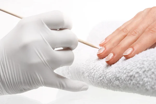 French manicure, nagel verfraaien — Stockfoto