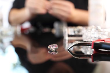 Takı, Swarovski kristal