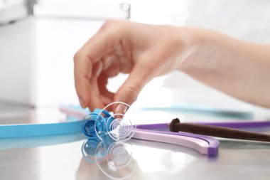 Kağıt, şeritler ile dekore quilling