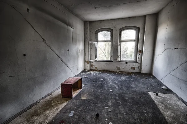 Разрушенная комната — стоковое фото