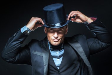 zarif yakışıklı adam.