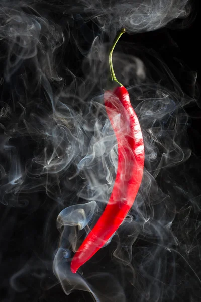 Fumar pimentão quente vermelho — Fotografia de Stock