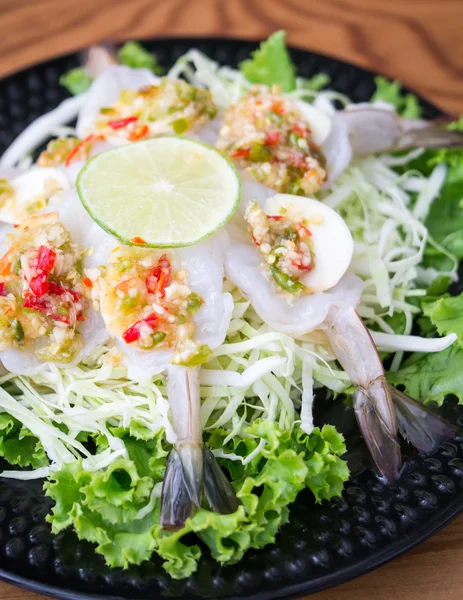 Raw shrimp in fish sauce — Stock Photo, Image