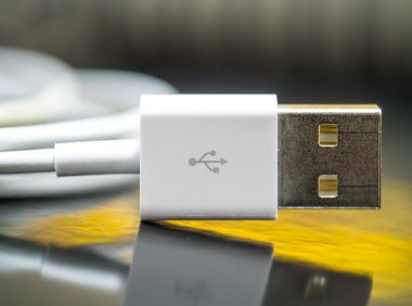 USB kablosu