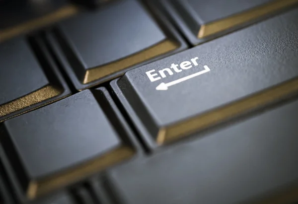 Enter button in low key — Stockfoto