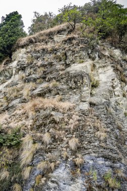 Dağ taş uzun görünümü