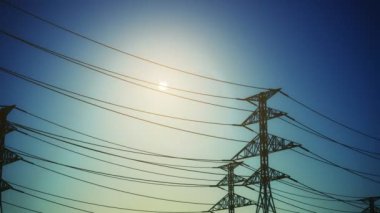 elektrik direkleri ve çizgiler