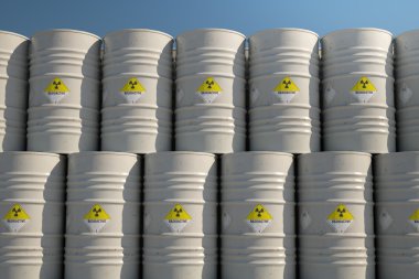 Duvar radyoaktif varil