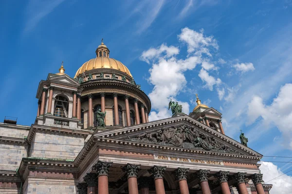 Saint Isaacs Cathedral in St Petersburg, Russia — Stock Photo, Image