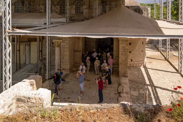 Demre, Turecko - 26 dubna 2014: Kostel sv. Mikuláše. — Stock fotografie