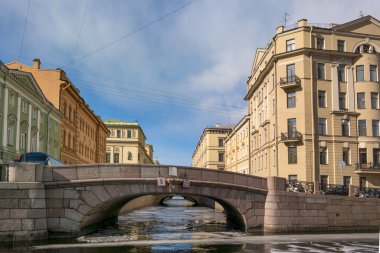 St. Petersburg, kış Canal, ikinci kış Köprüsü.
