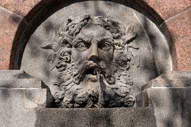 Çeşme parkta Kazan Katedrali yakınındaki Voronikhin. St. Petersburg, Rusya Federasyonu