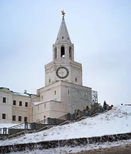 Der Spasskaja Turm Kasaner Kreml Die Treppe Führt Zum Eingang — Stockfoto