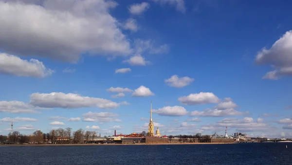 Санкт-Петербург, вид Петропавловской крепости — стоковое фото