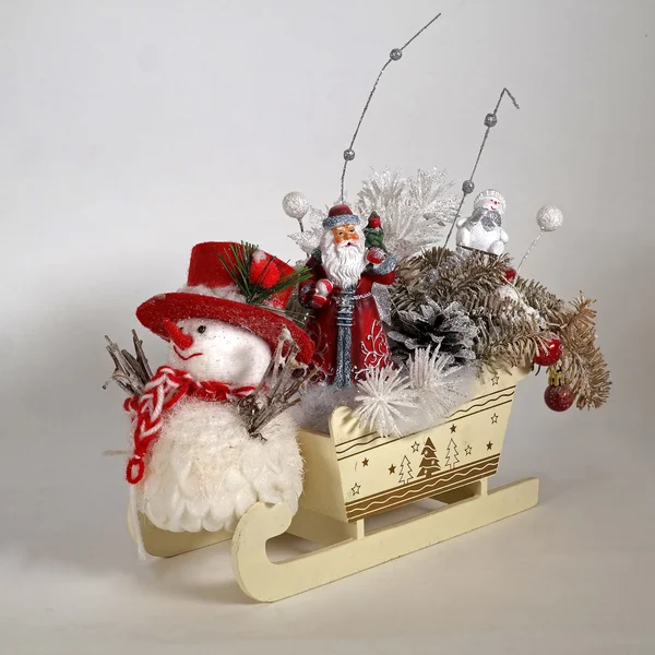 Christmas sleigh, Santa Claus, snowman — Stock Photo, Image