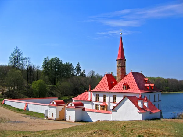 Priory Palace. Gatchina. Ryssland — Stockfoto