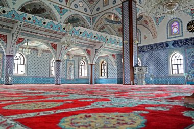 manavgat Türkiye'de görkemli cami iç.