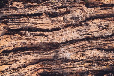 Çölde bulunan volkanik lav kaya bazaltının detaylarını kapat.