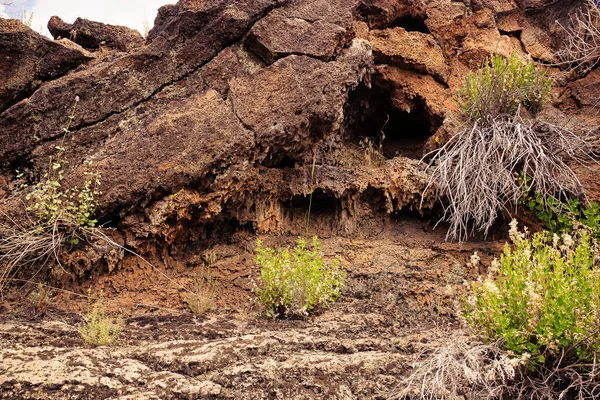 Vulkanisches Basaltgestein Mit Hinweisen Auf Seinen Früheren Flüssigen Zustand — Stockfoto