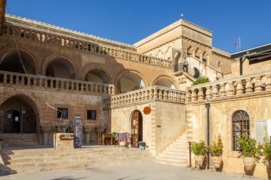Mardin / Türkiye - 10 Ekim 2020: Mardin Müzesi dış görünümü