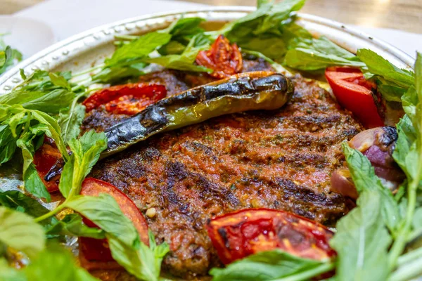 Tepsi Kebab Tava Kebab Antakya Locale Hatay Bucatarie Kebab Imagine de stoc