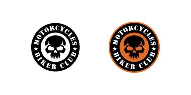 Beyaz arkaplanda kafatasının, mesajın ve yıldızların renk çizimleri. Amblem, rozet, çıkartma ve etiket için vektör çizimi. Bisiklet kulübü sembolleri. Amerikan motosikletleri.