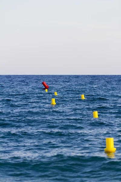 Boyas amarillas en el mar — Foto de Stock