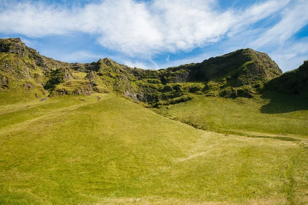 Paisaje verde de Islandia —  Fotos de Stock