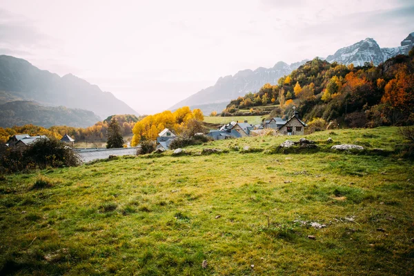 Mountain village — Stock Photo, Image