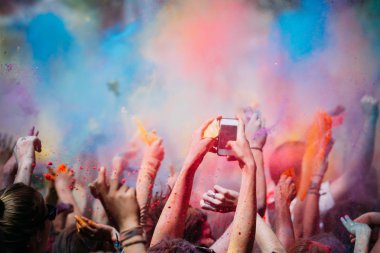 Holi festivali