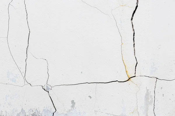 Knäckt betongvägg — Stockfoto