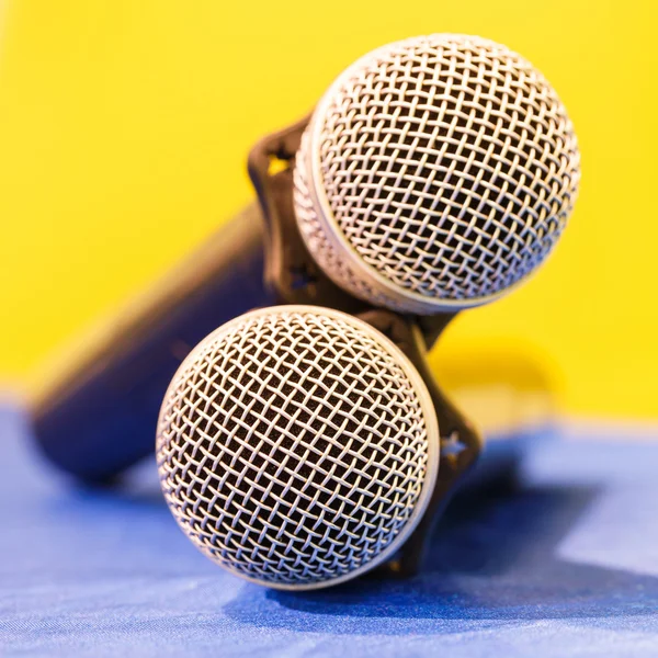Drahtloses Mikrofon aus nächster Nähe — Stockfoto