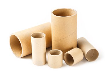 Kağıt çekirdek üzerinde beyaz izole