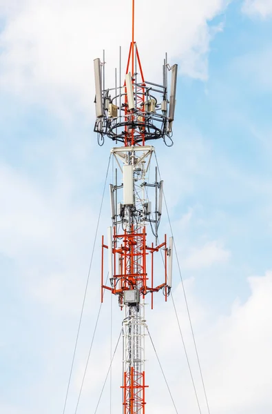 Antenna repeater tower — Stock Photo, Image