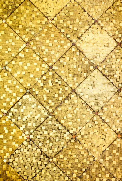 Golden color oriental antique style tiles wall — Stock Photo, Image