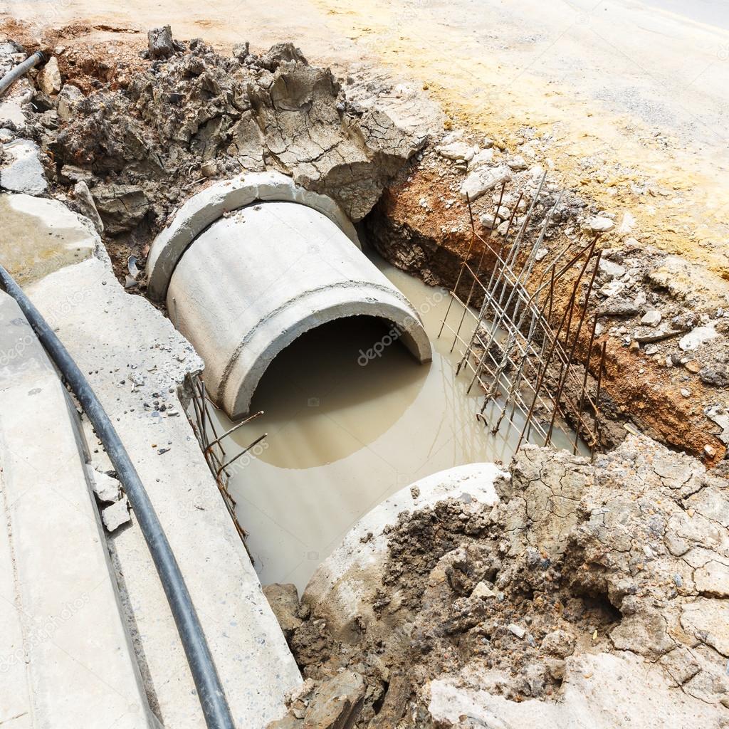 Sewer installation in city 
