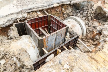 Şehir kanalizasyon yükleme