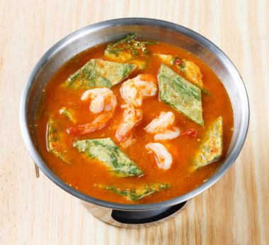 Omlet ve karides Accacia bırakın ekşi çorbası