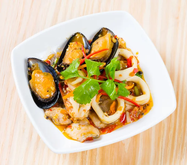 Thai style spicy stir fried seafood — Stock Photo, Image