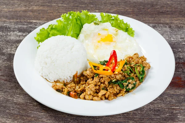 Rice topped with stir fried minced pork and basil — Stock Photo, Image