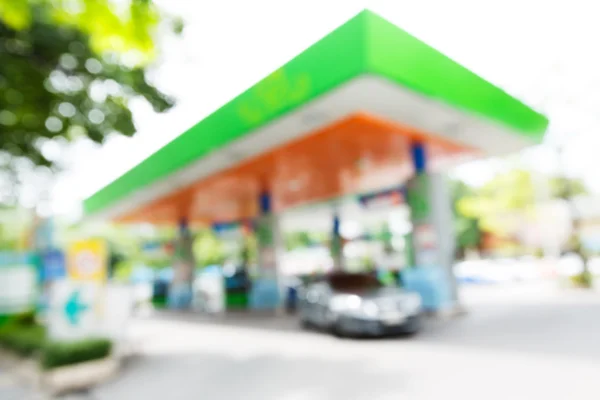 Posto de gasolina desfocado — Fotografia de Stock