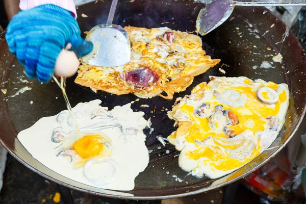 Risp gebratene Fischpfannkuchen — Stockfoto