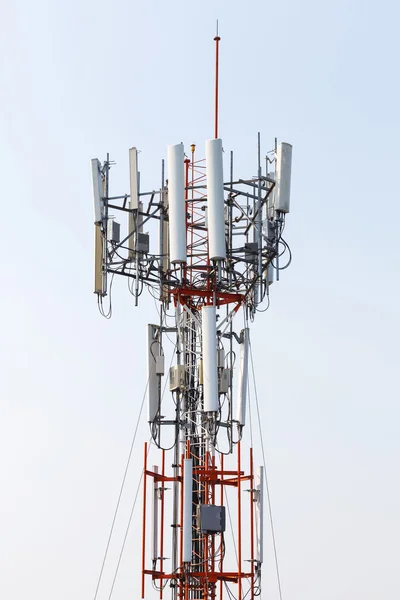 Antennenrepeater — Stockfoto