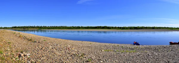 Panorama, divoká řeka Ural. — Stock fotografie