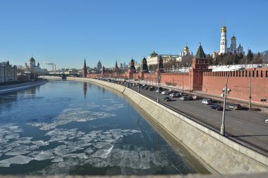 Kremlin setin kış.