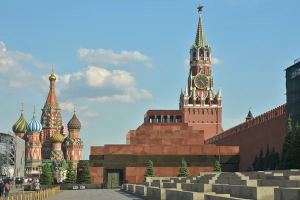Das Lenin-Mausoleum auf dem Roten Platz in Moskau. — Stockfoto