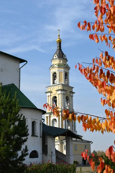 科洛姆纳市历史上的圣殿 秋季莫斯科地区东部的东正教教堂 — 图库照片