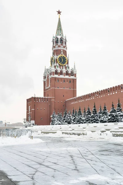 Torre Spassky Del Kremlin Moscú Invierno Edificio Dominante Plaza Roja — Foto de Stock