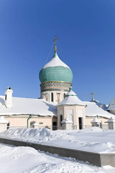 新エルサレム修道院 1月の霜の晴れた日 モスクワ近郊のイストラ市のロシア正教会修道院 — ストック写真