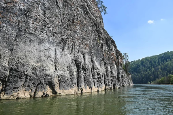 Pedras Rio Taiga Parque Natural Zilim Bashkir Urais Rússia — Fotografia de Stock